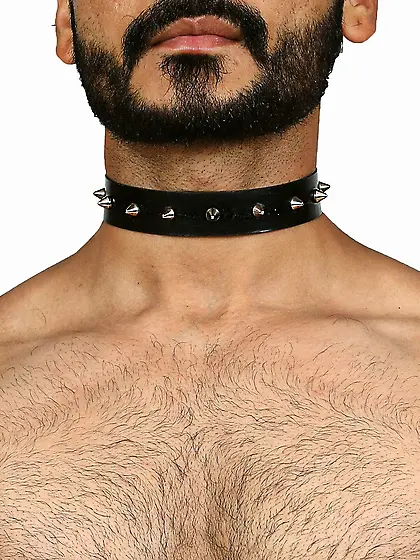 Guys wearing chokers or collar