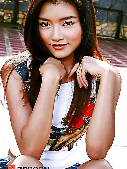 Asian 352 Marina Chow