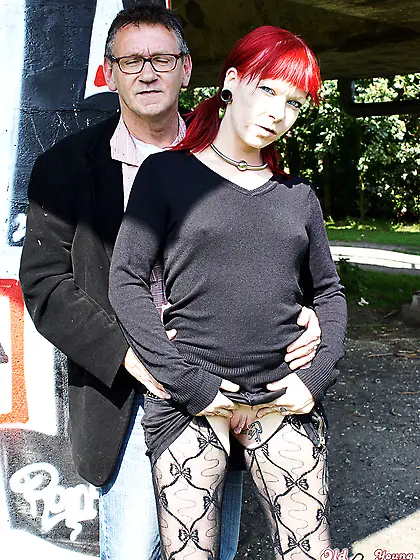 Horny hotshot enjoys shagging