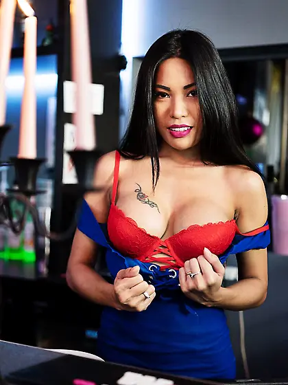 French brunette ass fucked