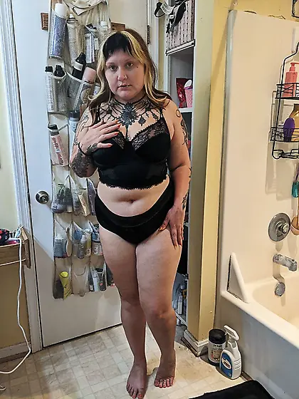 G’ana the fat dirty whore