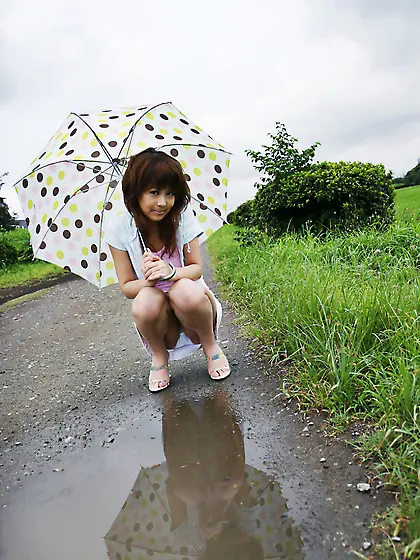 Sakurako bares it all outdoors for All Gravure.