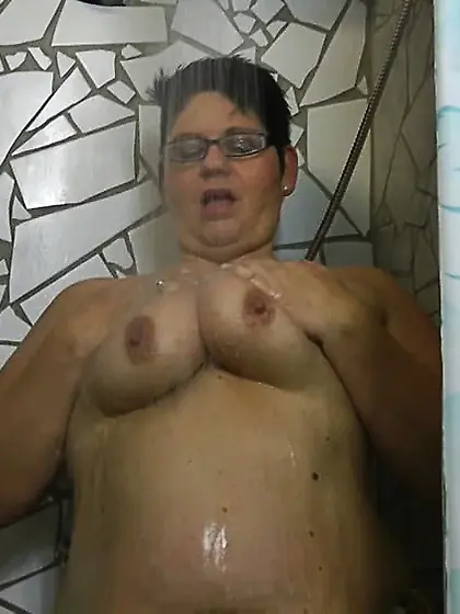 Annadevot - In BIKINI and JEANS under the SHOWER