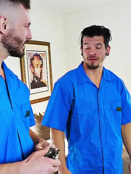 Slim arab slut enjoys