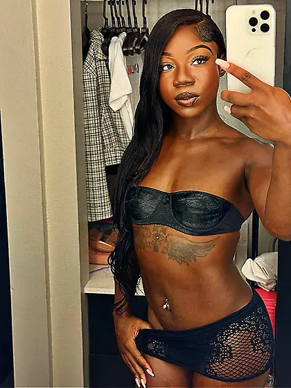 Lola Black XXX Gallery