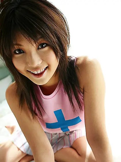 Staying in doggy pose this hottest oriental chick Azumi Harusaki