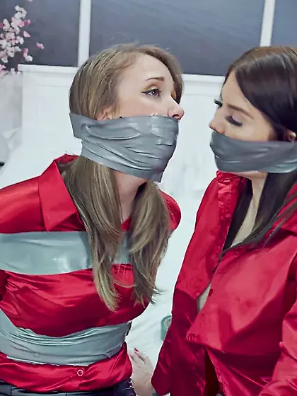 Terri & Lil Missy UK - Fighting Over Date ( GagAttack. NL )