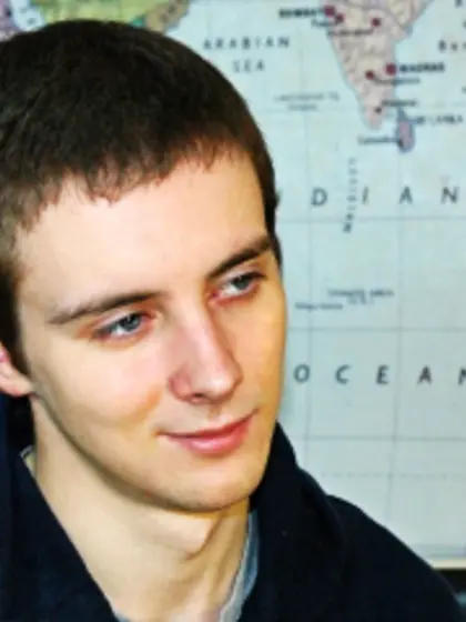 Brunette roman perform anal