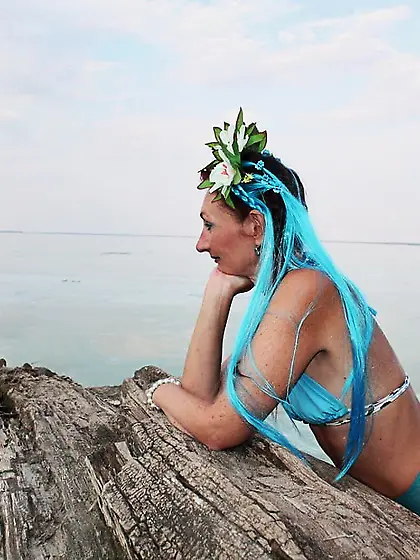 Green outfil and Green Water