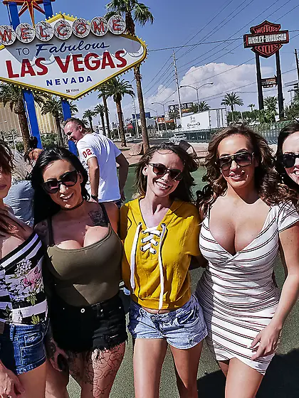 MILF sluts share dicks in Vegas