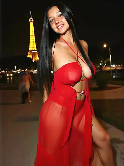 Christy in a night in Paris