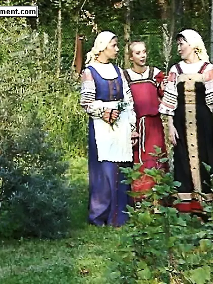 Young babe completely naked