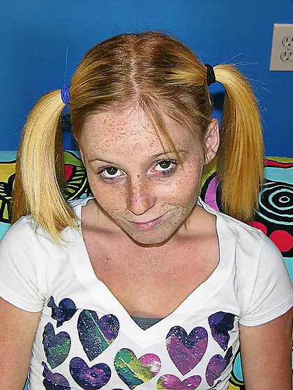 AMATEUR TEEN REDHEAD