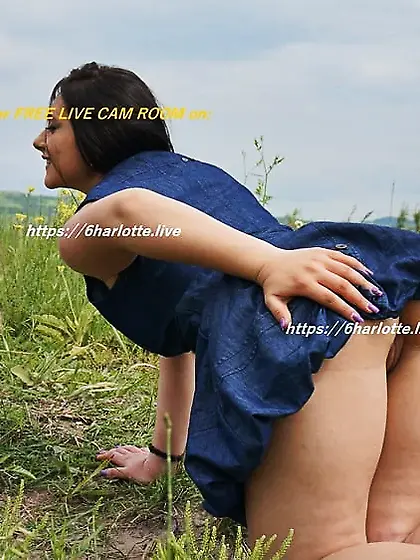 big ass teen no panties under skirt