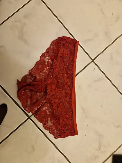 Masturbation dans ses culottes