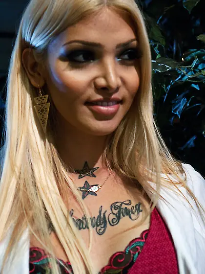 Sweet tattooed blonde shemale