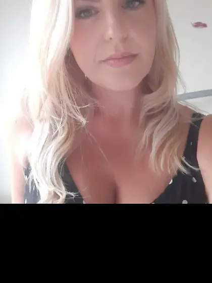 Someone please trib my slut mom if you can please