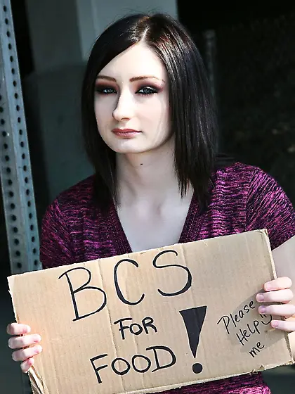 Tight ivory skinned big cock slut Violet Monroe gets slammed by