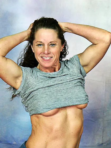 Dumb MILF whore Melanie gets her asshole...