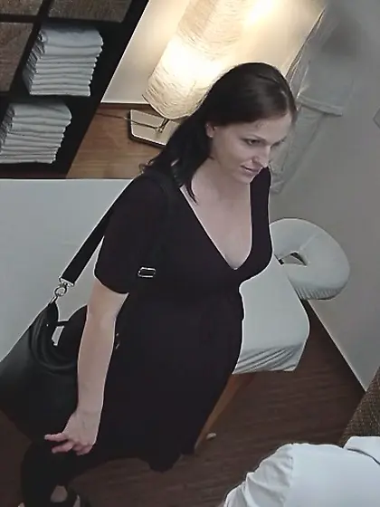 Slutty pregnant babe sucks