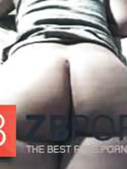 Outstanding Cougar Backside!