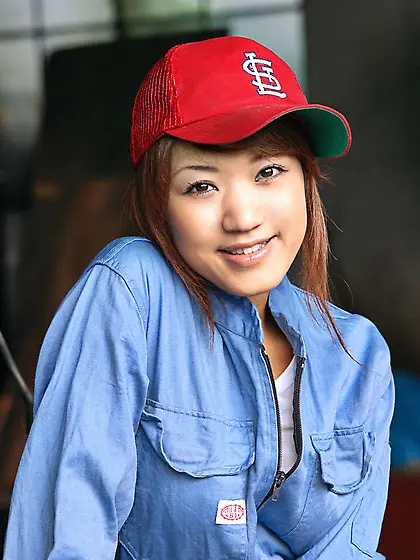 Ramu Idols is one of the Asian honeys ready to pose and show off