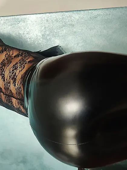 Real couple in a fetish game