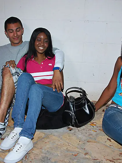 Facial amateur girlfriend threesome