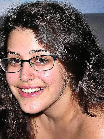 Glasses Wearing Amateur Girl - True Amateur Models