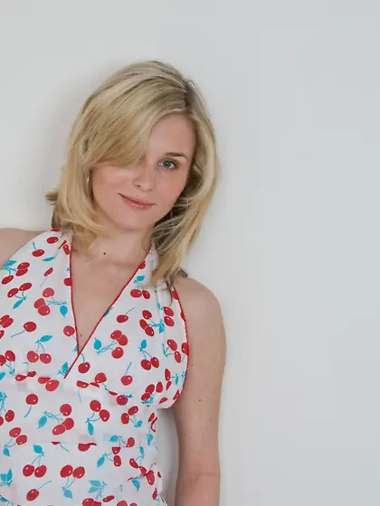 Beautiful sexy blonde Laura Crystal is showing her juicy butt an