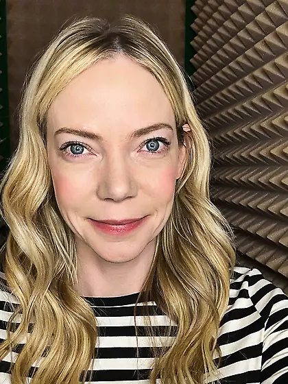 Riki Lindhome