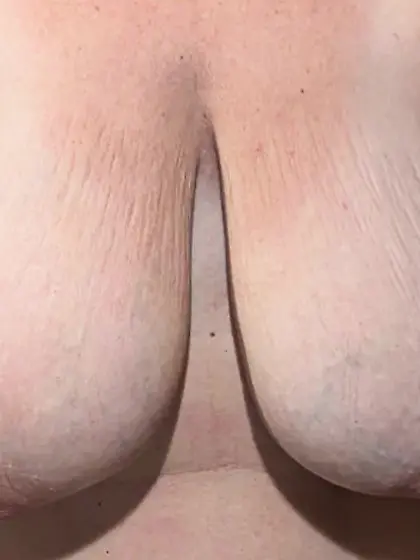 Mom of two flashing 36I saggy udders