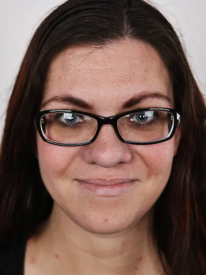 Pregnant temptress with hairy pussy doesn't know how to keep bel