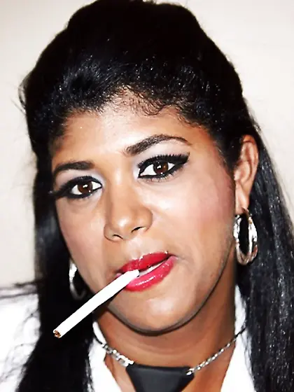 Kristina Milan smokes