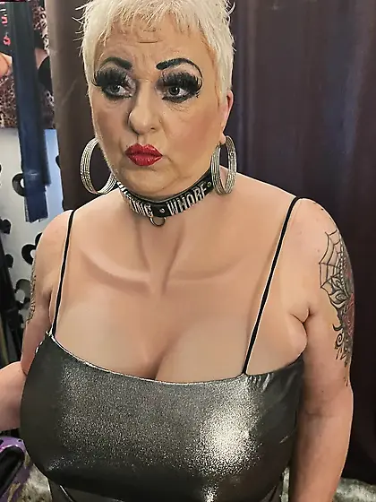 SHIRLEY STEP MOM TEASES