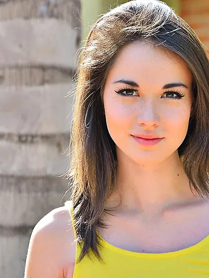 Charming doll Emily Grey is performing exciting naked posing on