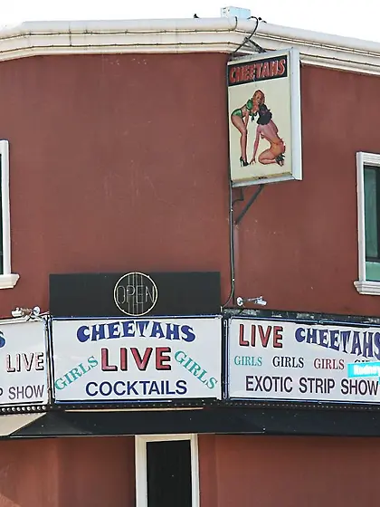 Blonde milf Cameron V with sticking tits gets pounded by two sex