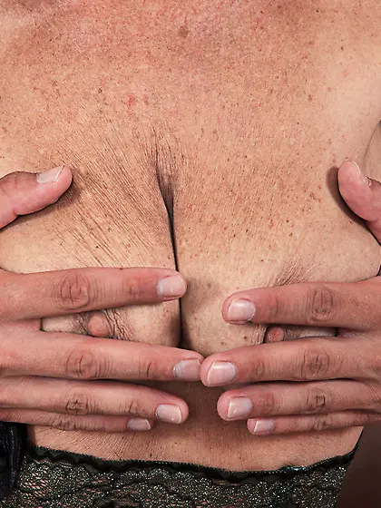 Czech hairy pussy fucked