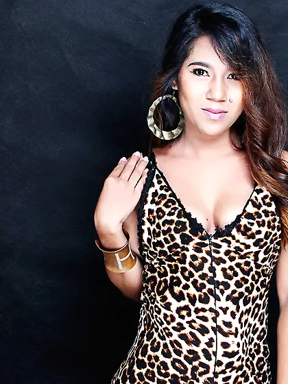 Asian teen with nice tits