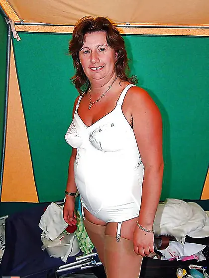 ASN Looking MOLTEN in GIRDLESoving LEZZIES SMOOCHING