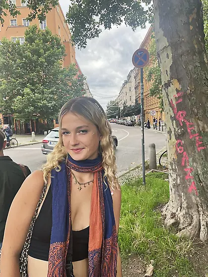 20 Year Old With Messed Up Tits.