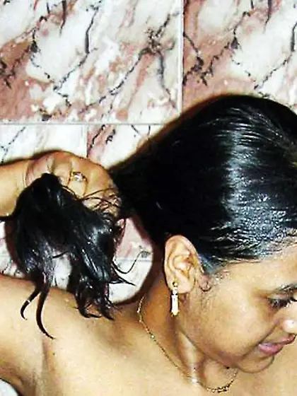 FEMMES FROM CALCUTTA