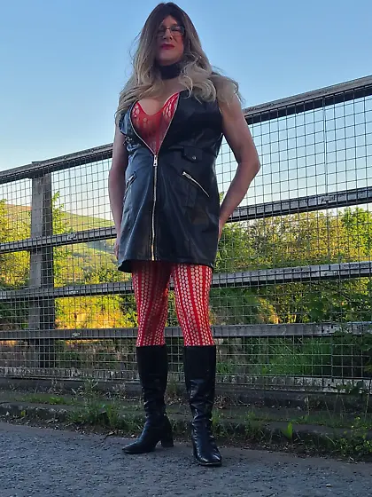 Crossdressed outdoors in lancashire UK