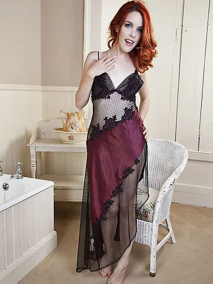 Horny redhead madam is showing striptease skills and drilling he