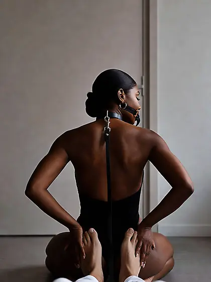 nigger and white feet