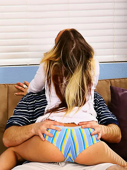 Tigth Kelly Skylar with tiny ass loves bouncing on hard dick of