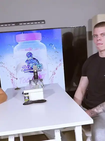 Blonde minx licks dudes