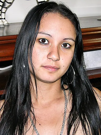 Amateur Teen Spreads Ass