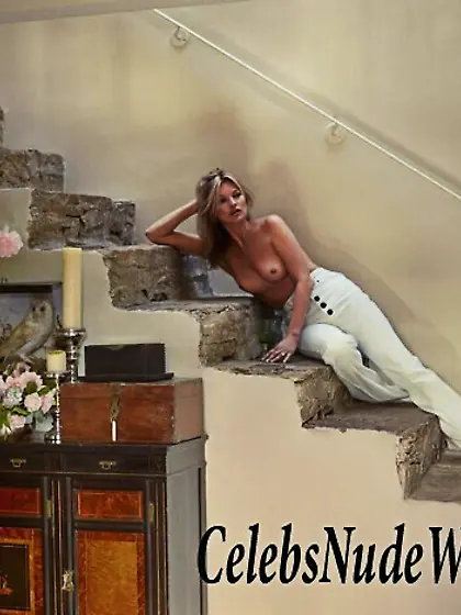 Kate Moss Topless Photos