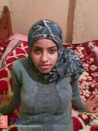 Non-porno Arab gal, with or sans hijab II